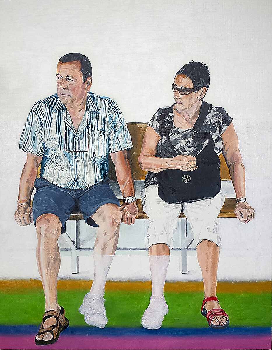 Variaties in verschil — schilderij van twee zittende figuren op een bank, weergegeven in een alledaags moment waarin houding, blikrichting en afstand tussen de lichamen een stille sociale spanning suggereren.