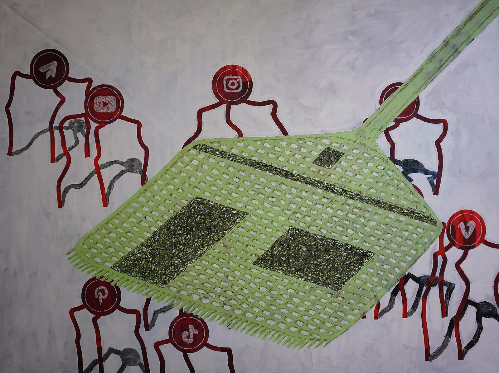 Tekening in beweging — Drawing in Motion — videostill van een groot groen kleed of tapijt met rasterpatroon dat in de ruimte hangt; rondom staan rode figuren met sociale-media-iconen als hoofden.