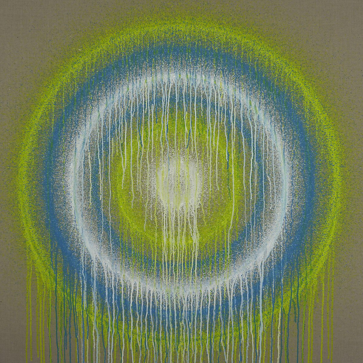 Smeltende doelen nr. 3 — schilderij met witte concentrische cirkels in blauw en geel waarbij verf naar beneden uitloopt.