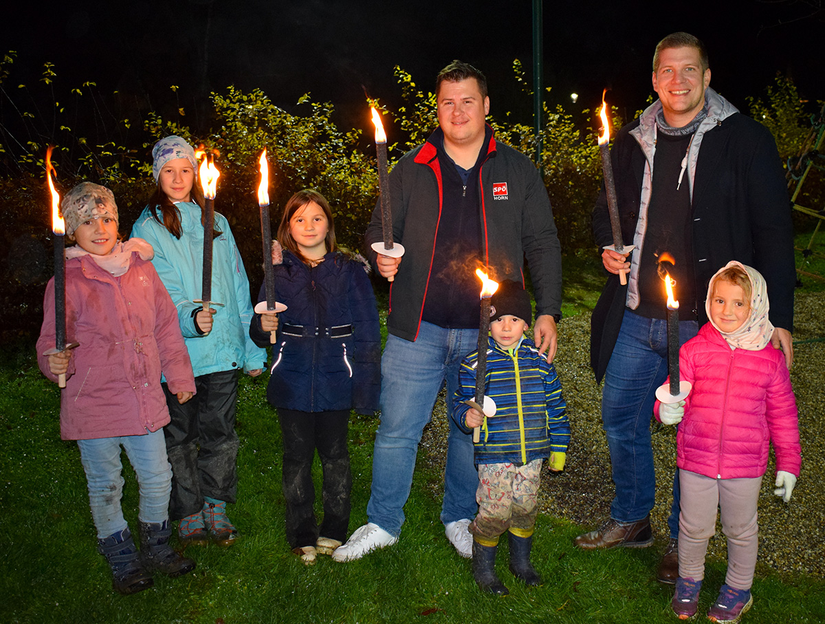 130 Personen beim Familien-Fackelzug der SPÖ in Mödring