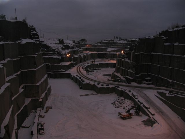 Klåstadsteinbrudd, Larvik