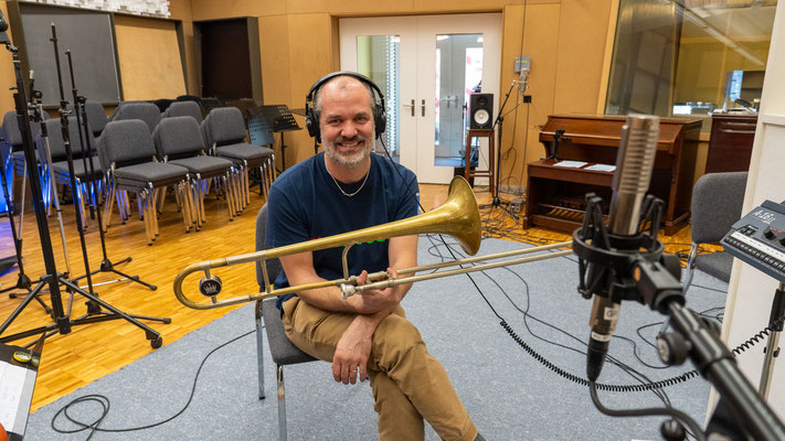 Jolly & the Flytrap - Emilio