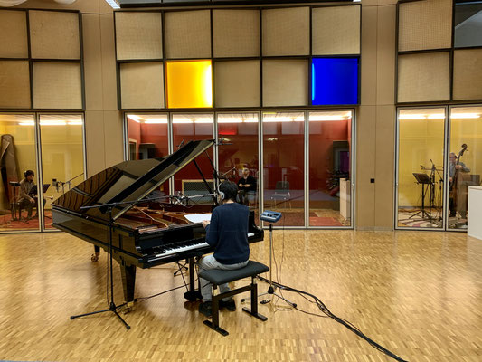 Peter Schärli featuring Glenn Ferris