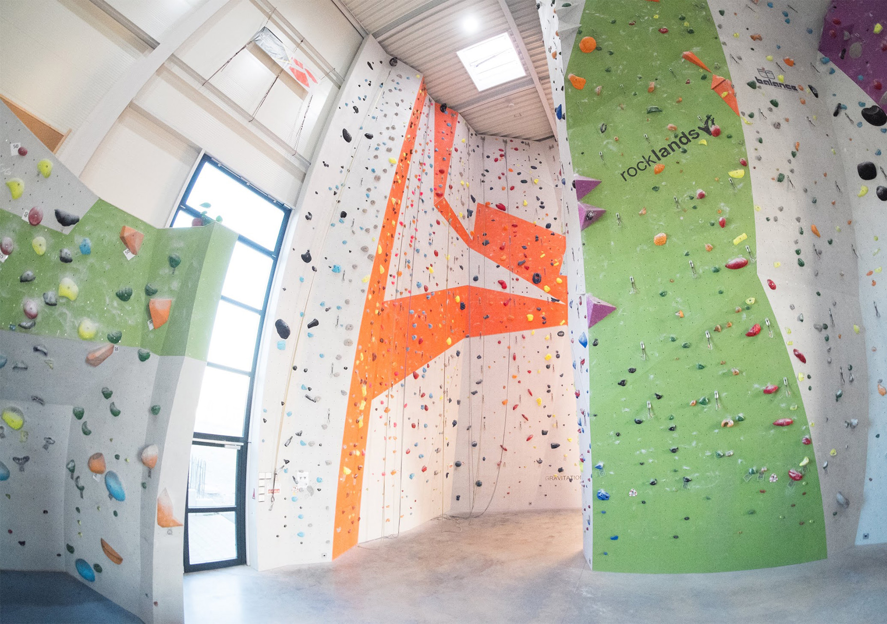 Rocklands Saarlouis groß, hell, weiträumig www.rocklands climbing