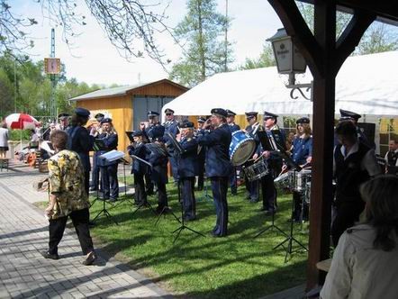 Die Feuerwehrkapelle Werste und auch der Spielmannzug 07 sind der Einladung unseres Spielmannzuges gefolgt.