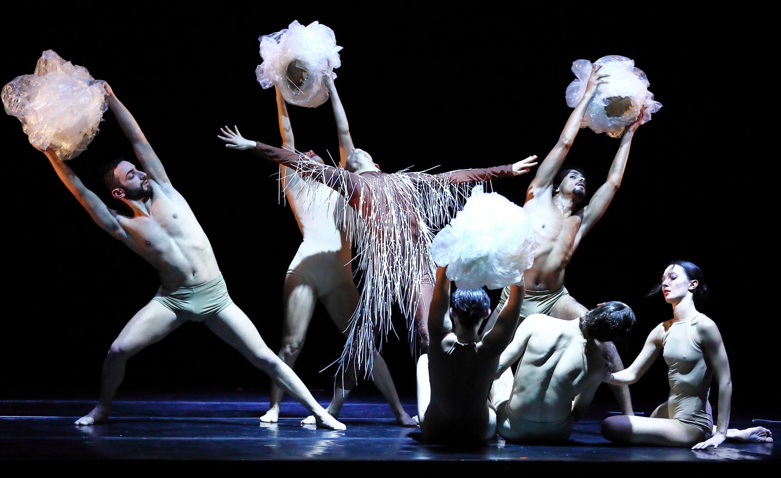 Al Teatro Sociale "Le Quattro Stagioni"