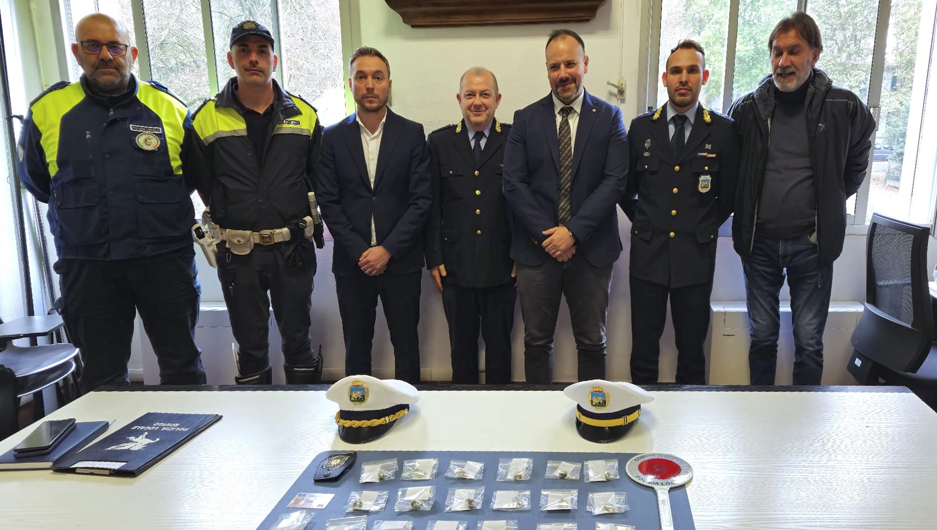 Polizia Locale. Brillante operazione di sequestro sostanze stupefacenti