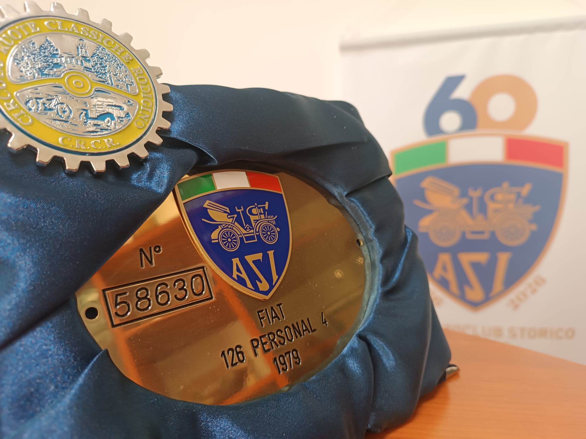 Il Circolo Ruote Classiche Rodigino porta a Ceregnano il giorno della Targa Oro