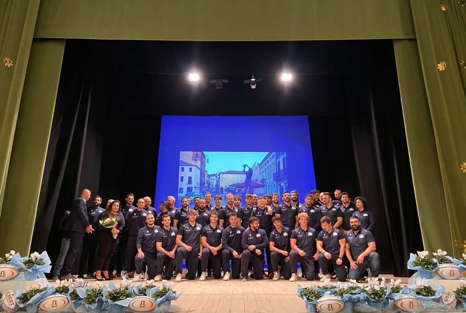 Il Borsari Rugby Badia al Teatro Eugenio Balzan per la presentazione agli sponsor