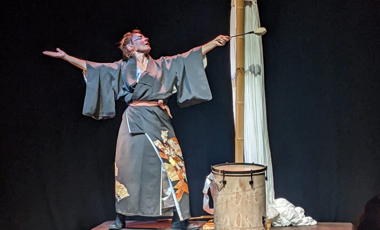 Teatro Studio: in scena con i Manicomics una rilettura del mito di Medea