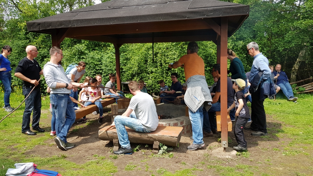 Es gibt Stockbrot!