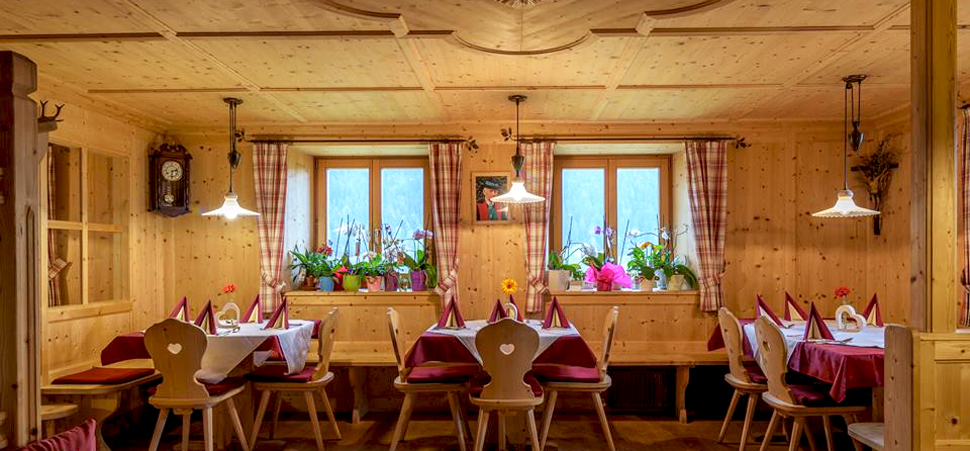 Hofschank-Eggerhof-Restaurant-Café-Vöran-Verano-Taverna-al-maso-Eggerhof-Alto-Adige-Gourmet-Südtirol