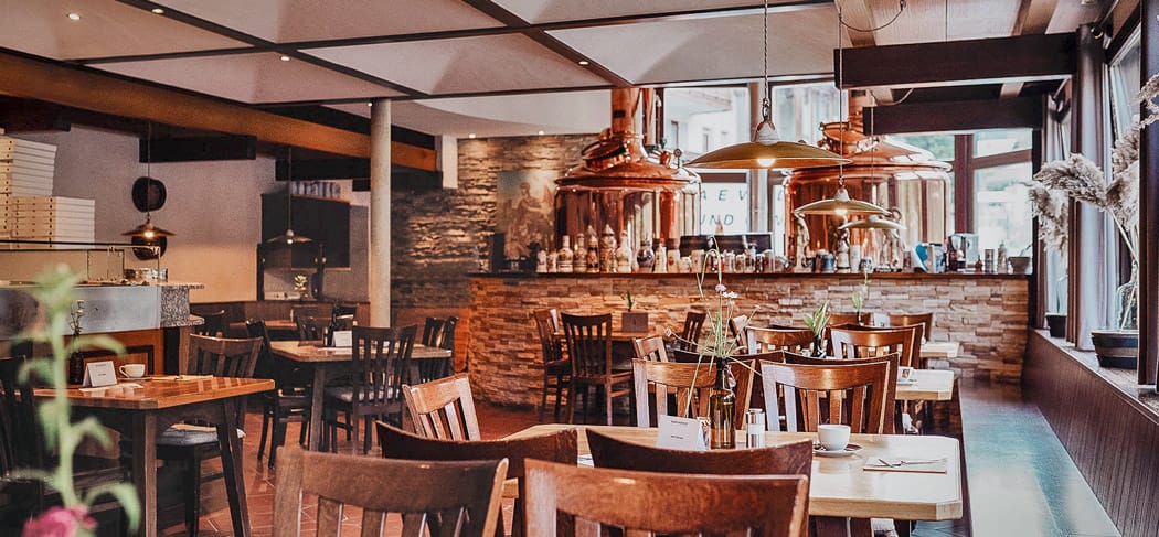 Blick in das Brauhaus Martinerhof in St. Martin in Passeier in Südtirol