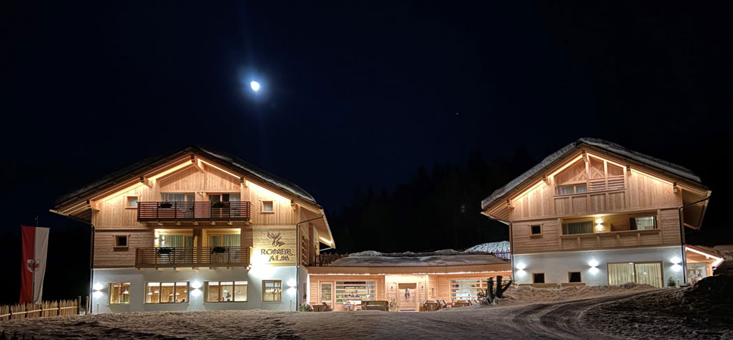 Roner Alm in inverno - Rifugio Roner sull’Alpe di Rodengo-Luson a Rodengo