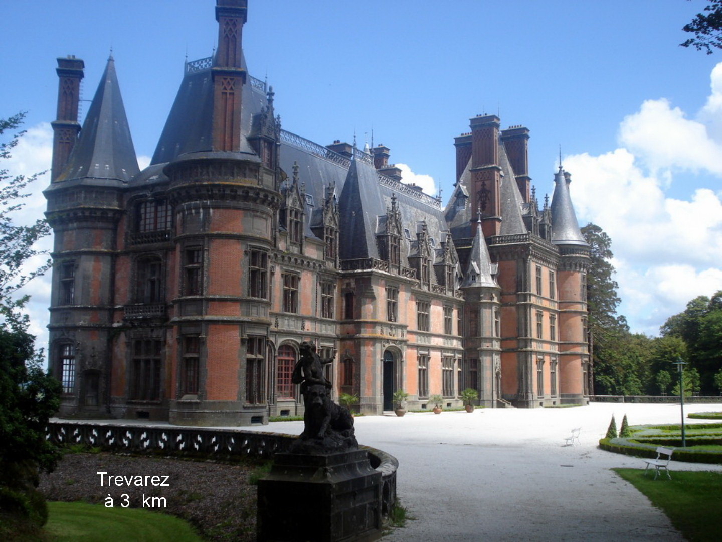 chateau de Trevarez et son jardin remarquable à 3 kms