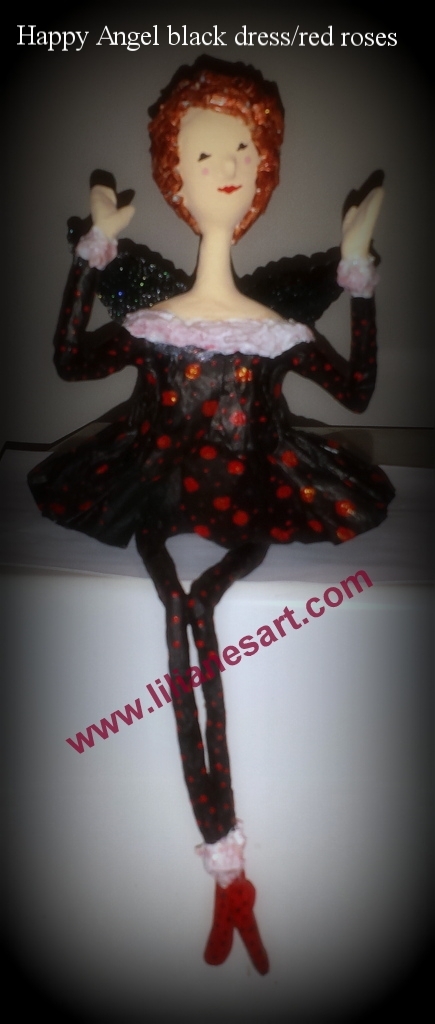 Sold Happy Angel zwart jurkje met rode roosjes