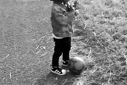 2歳11ヶ月サッカーの練習方法