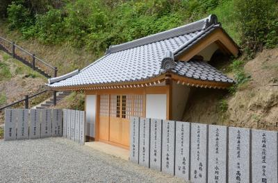 【奥ノ院】弘法大師が祀られています。