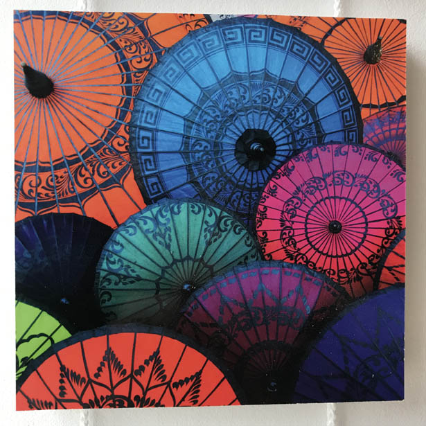décoration trio médium ombrelles couleur birmane Birmanie Asie voyage découverte soleil exotisme