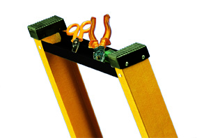 Escalera de fibra con plataforma
