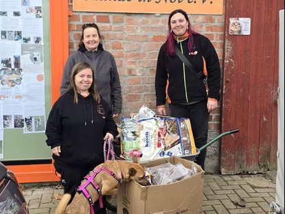 Unser Globus-Baumarkt spendet Futter für den Hundehof