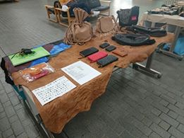 エゾシカ革製品展示（エゾプロダクト）