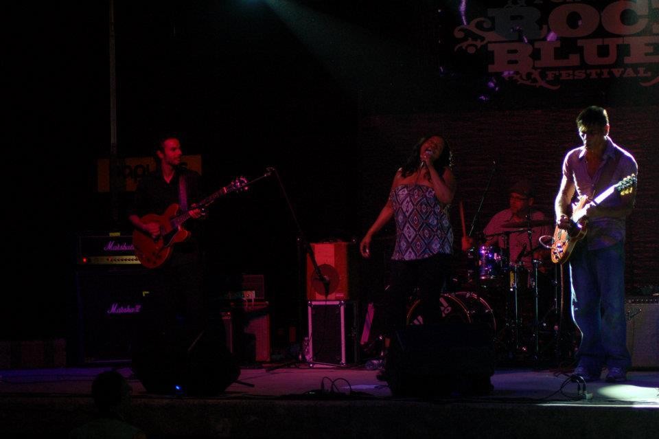 Live w/ Demetria Taylor & Luca Giordano - Pontinia Rock&Blues Festival 2012 (RM)
