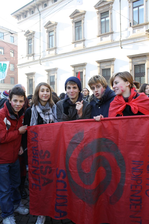 SISA Studenti in piazza Fontana