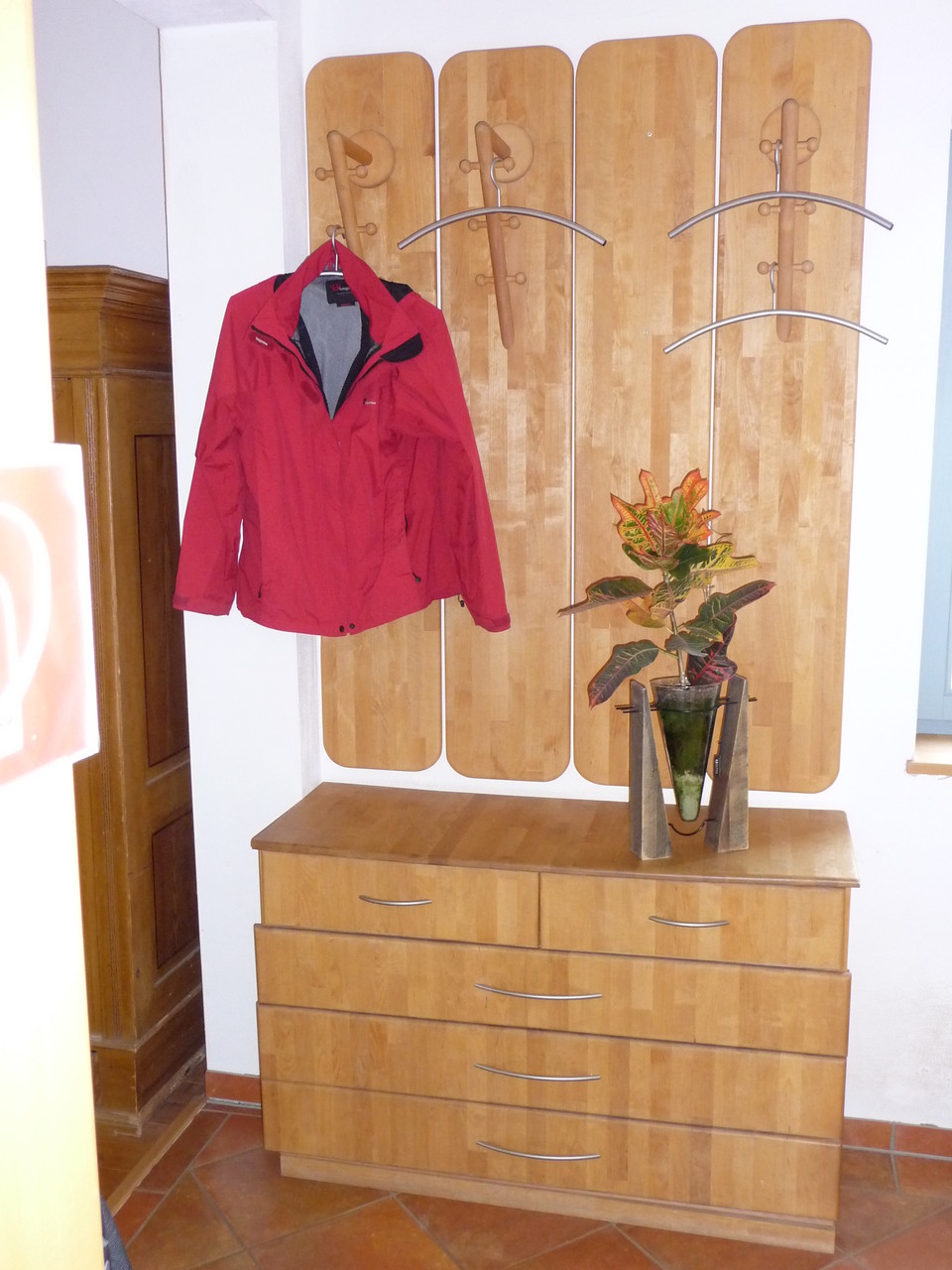 Garderobe aus Erle