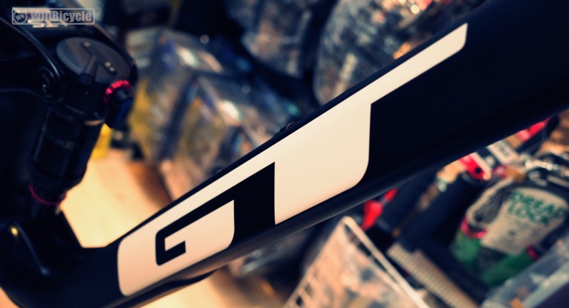 GT SENSOR CARBON ELITE ご納車しました！