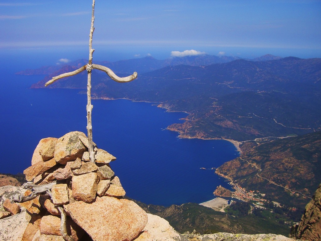 Sommet du Capu d'Ortu ( Golfe de Porto - Corse du Sud )