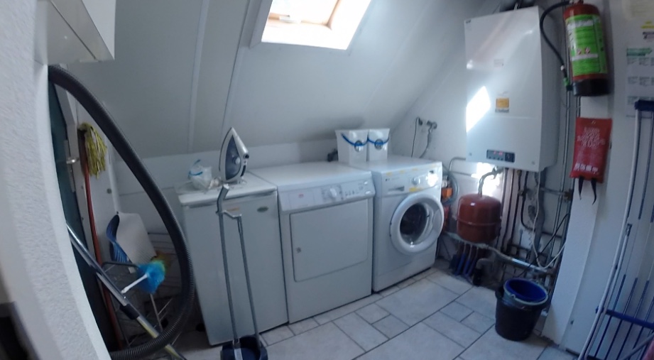 berging met wasmachine & droger