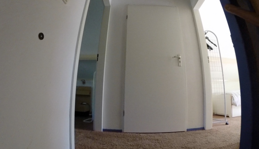 hal met badkamer & WC