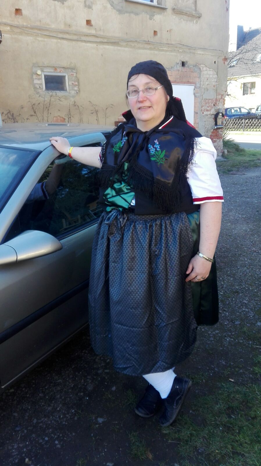 In Altenburger Bauerntracht
