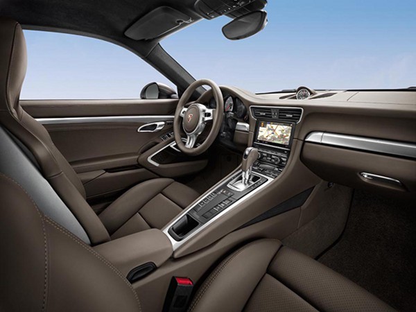 2013 Porsche Carrera 4