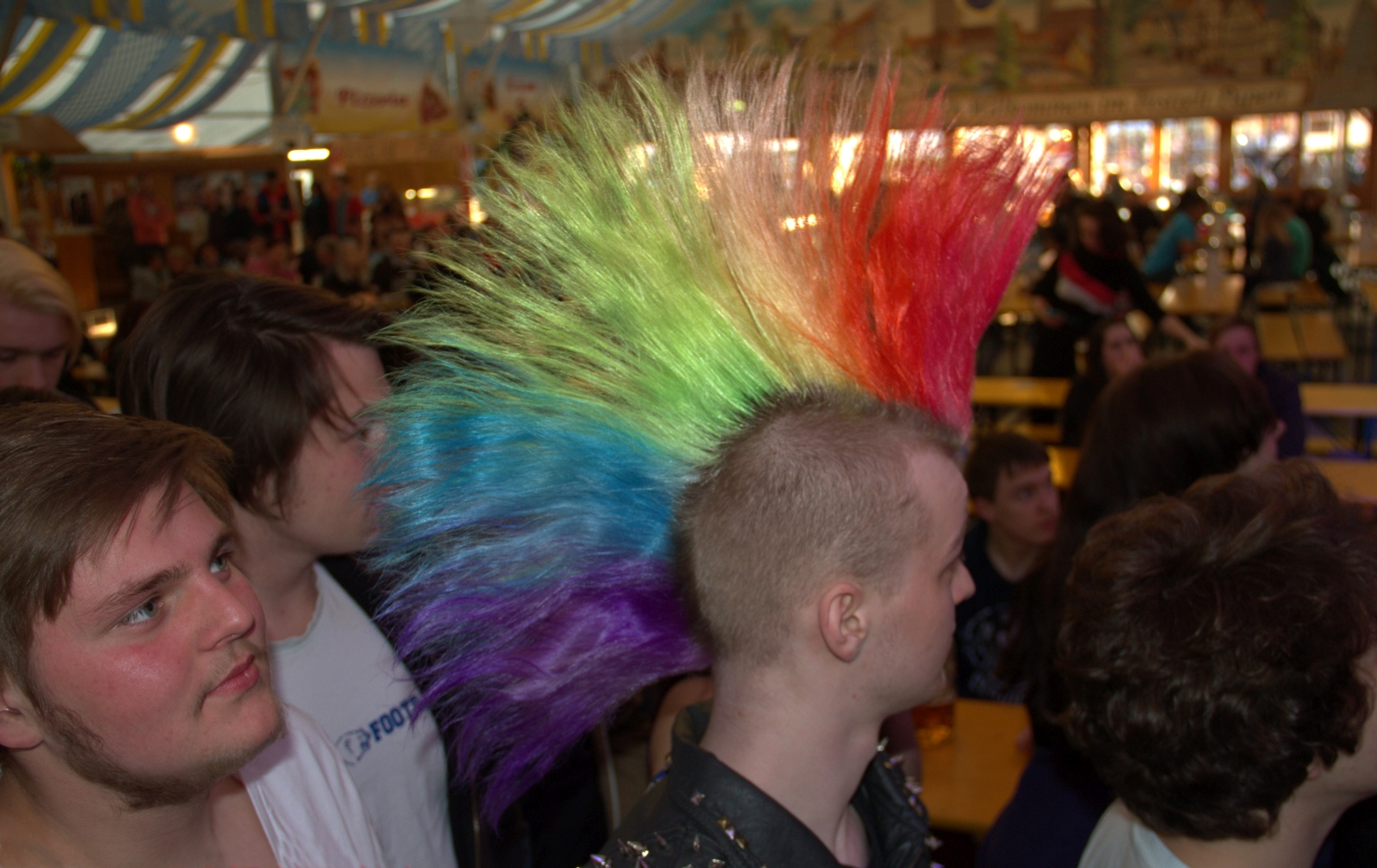 Sämtliche Regenbogen-Farben