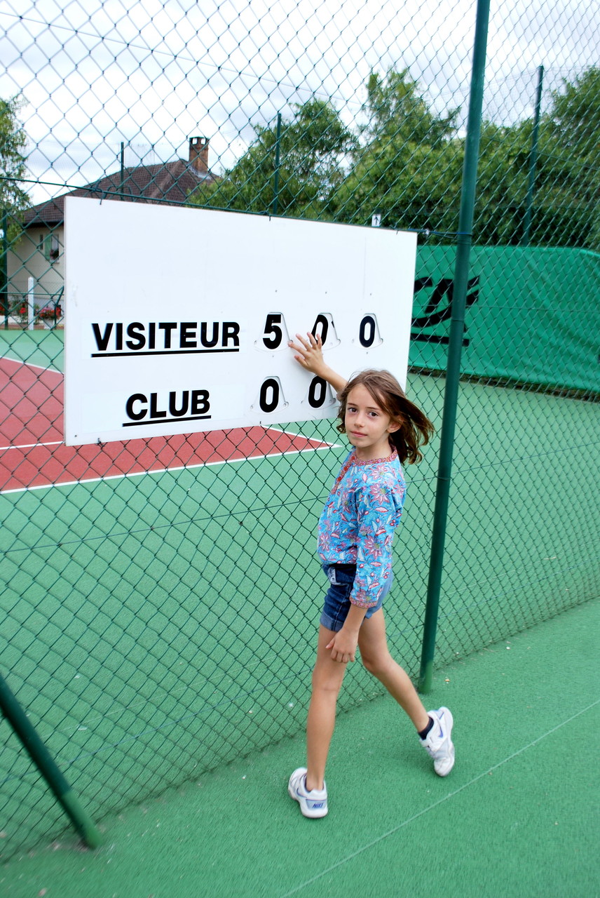 Nina déléguée au tableau de score...