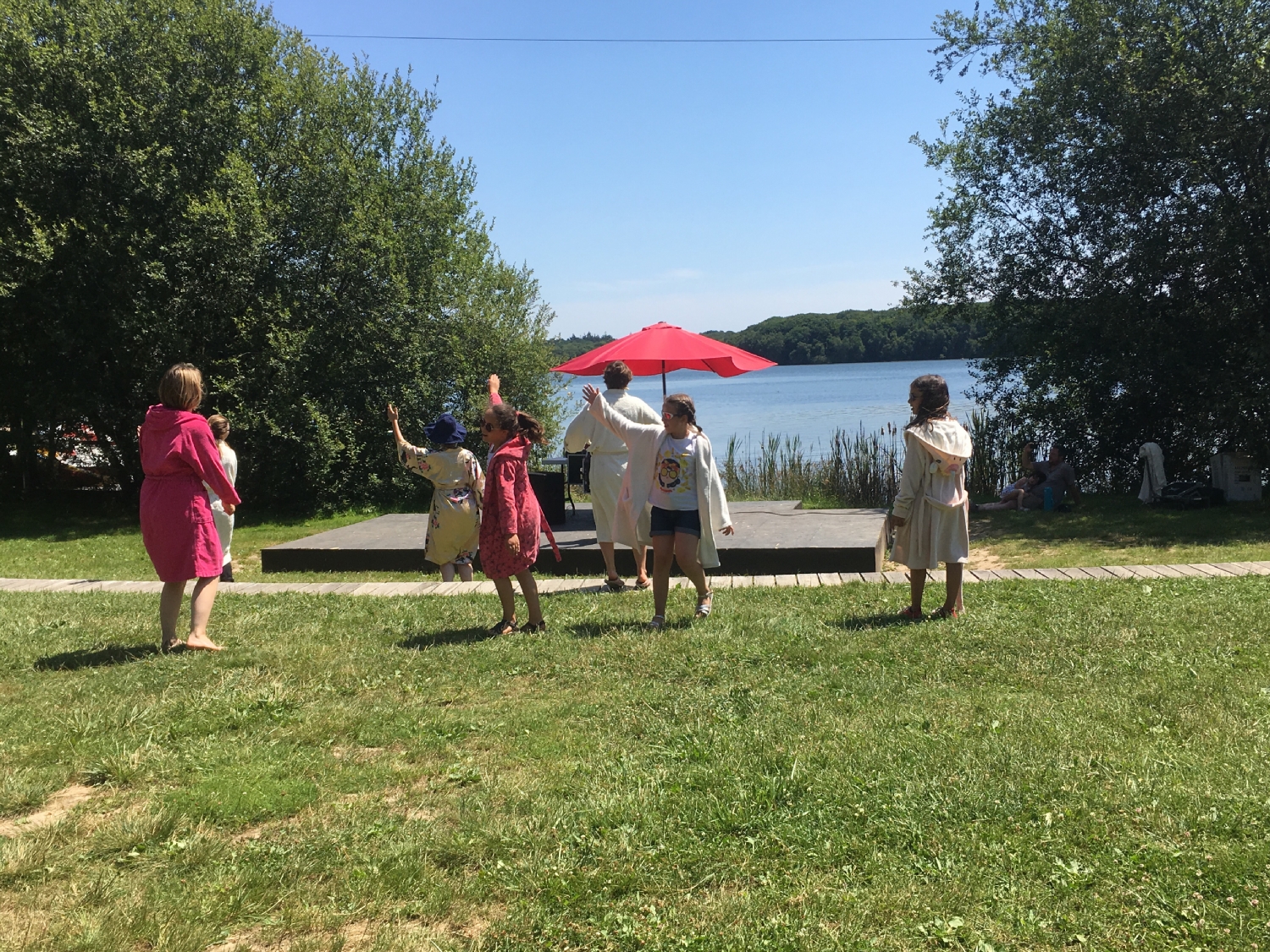 Performance "RELAX en Peignoir". Photo : Géraldine Le Mest