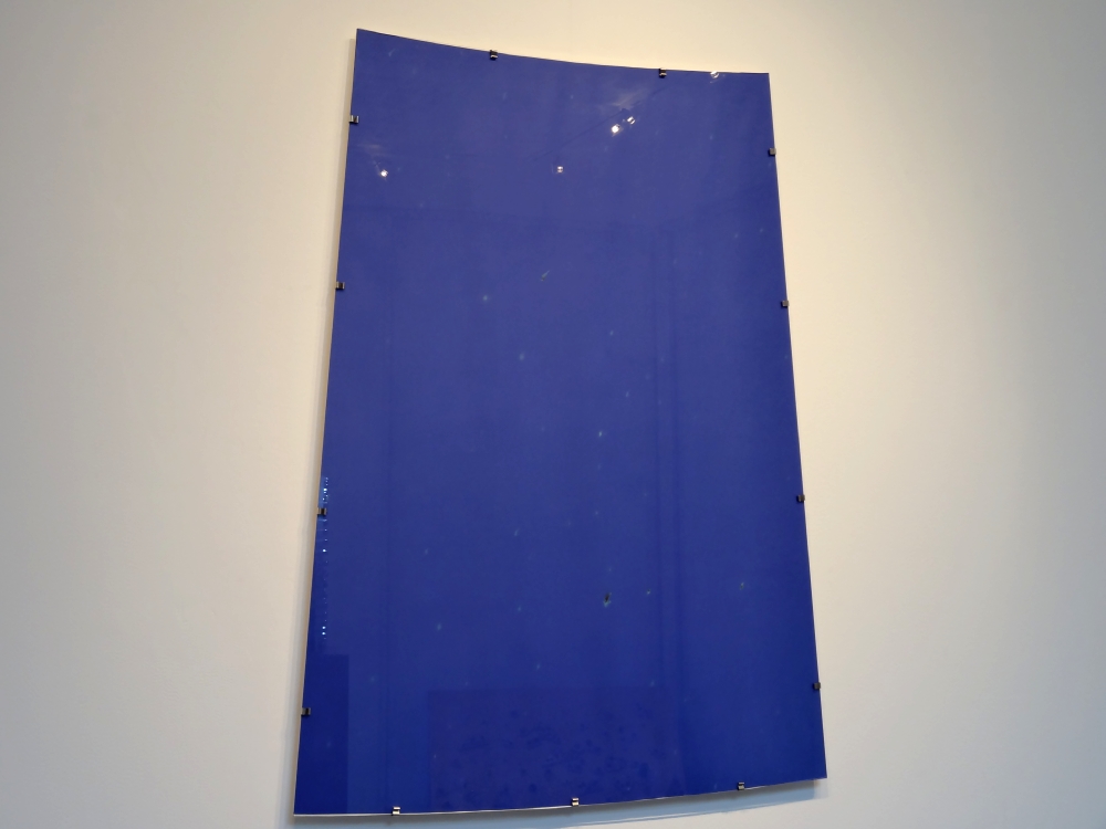 Nikolas Fouré, Constellation Microscope, 2016. Insolation sur papier Popset Virgin Pulp Infra Violet 170 g. 90 x 67 cm. Sous verre. Photo : L'aparté