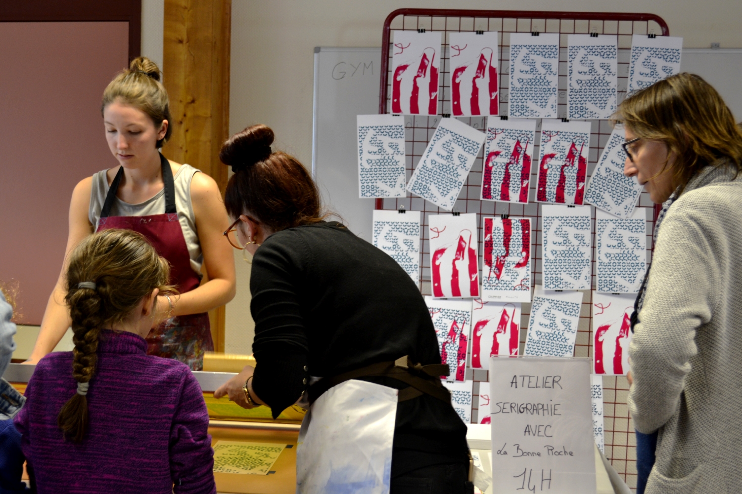 Atelier sérigraphie avec la Bonne Pioche au Festival de BD Pré en Bulles de Bédée