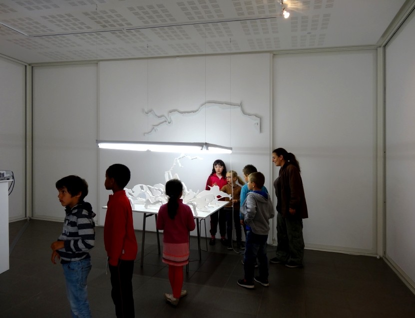 Visite del'exposition avec les CP du Moulin à Vent et du Pays Pourpré, Montfort-sur-Meu