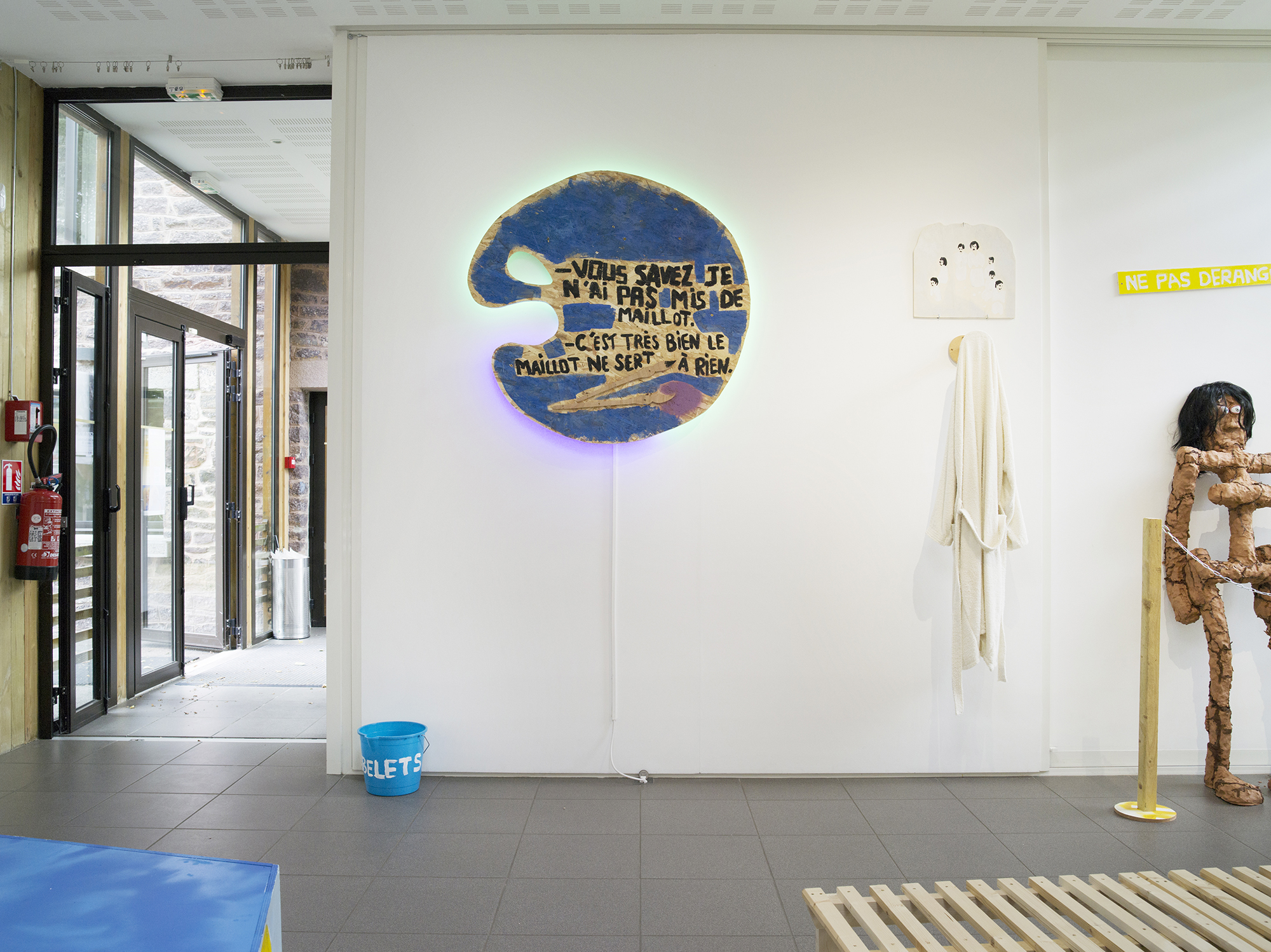 Vues de l'xposition Anaïs Touchot, J'y laisserai ma vieille peau. Photo : Vincent Malassis