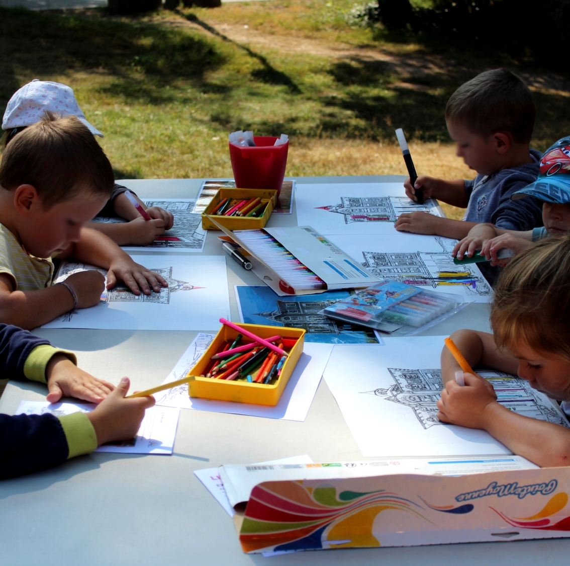 Enfants de 3-5 ans du centre de loisirs d'Iffendic 