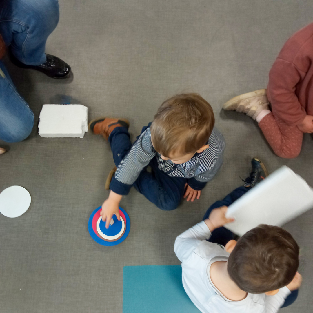 Visite-atelier avec les tout-petits (18 mois à 3 ans)