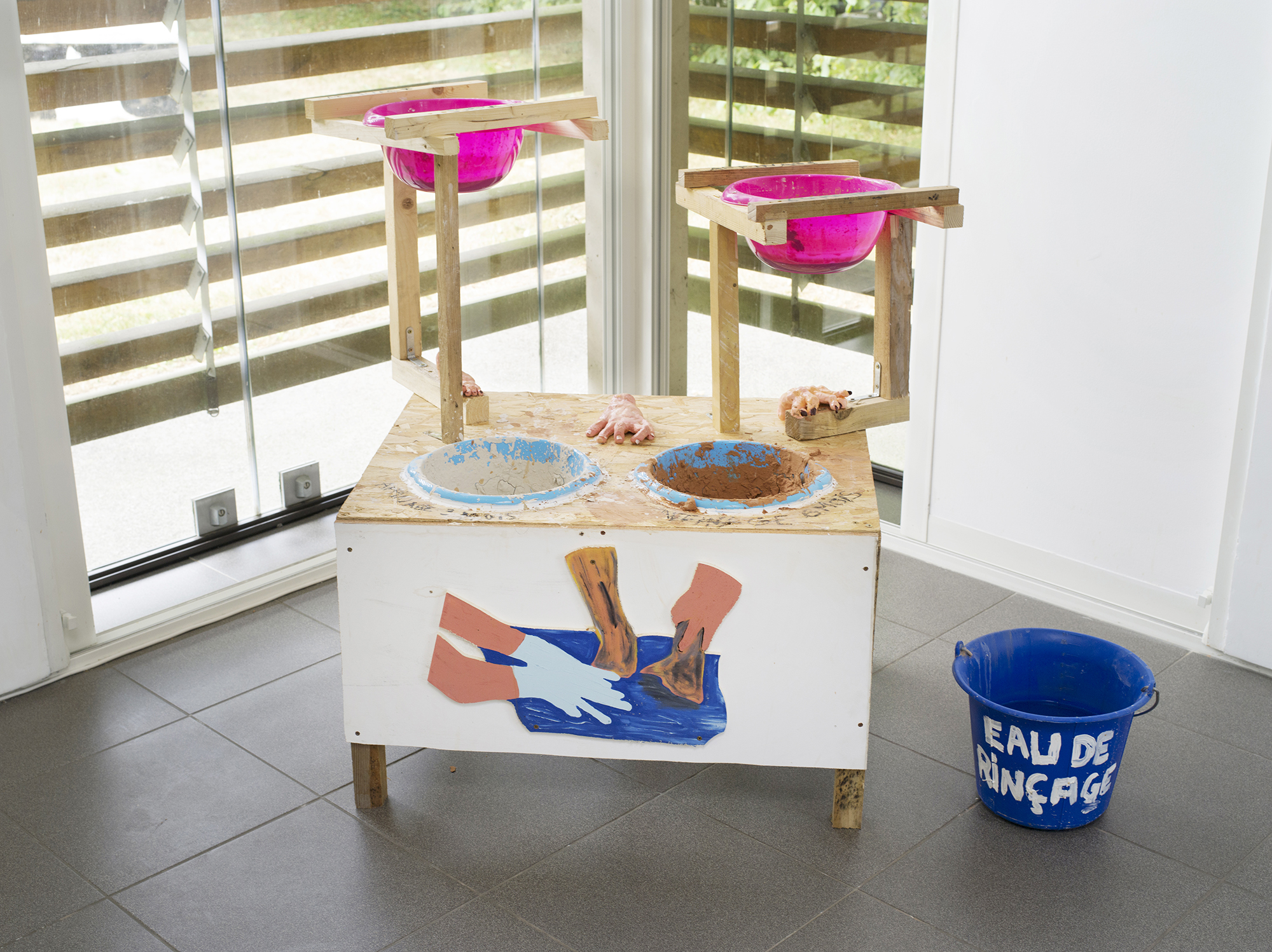 Vues de l'xposition Anaïs Touchot, J'y laisserai ma vieille peau. Photo : Vincent Malassis