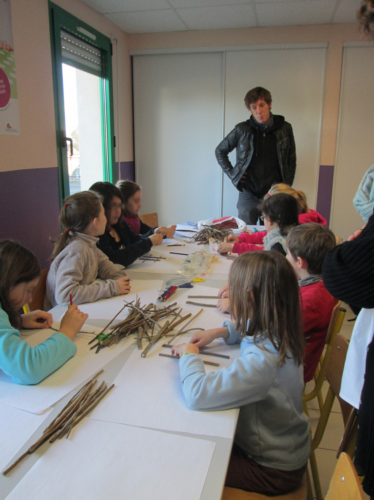 Atelier animé par Pascal Mirande à la bibliothèque l'Astrolabe de Talensac
