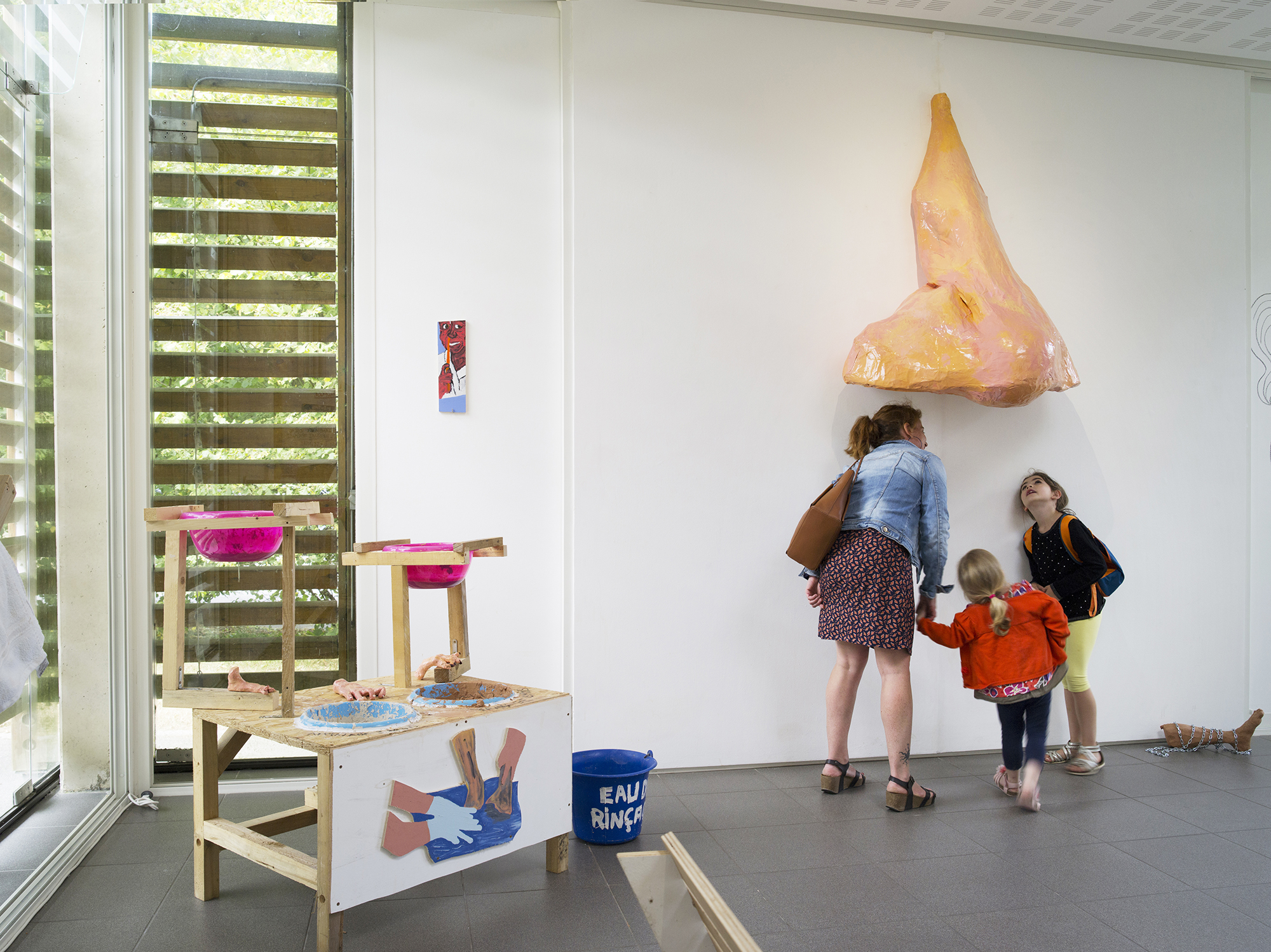 Vues de l'xposition Anaïs Touchot, J'y laisserai ma vieille peau. Photo : Vincent Malassis