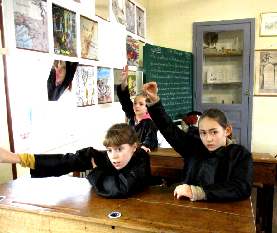 Reproduction d'images célèbres de scène de salle de classe