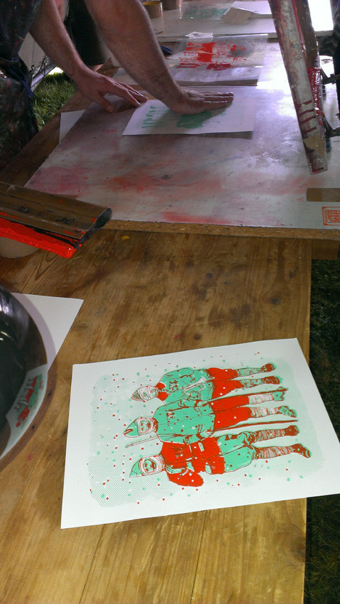 Découverte de la sérigraphie avec La Presse purée (Rennes), animée par Antoine Ronco et Julien Duporté.