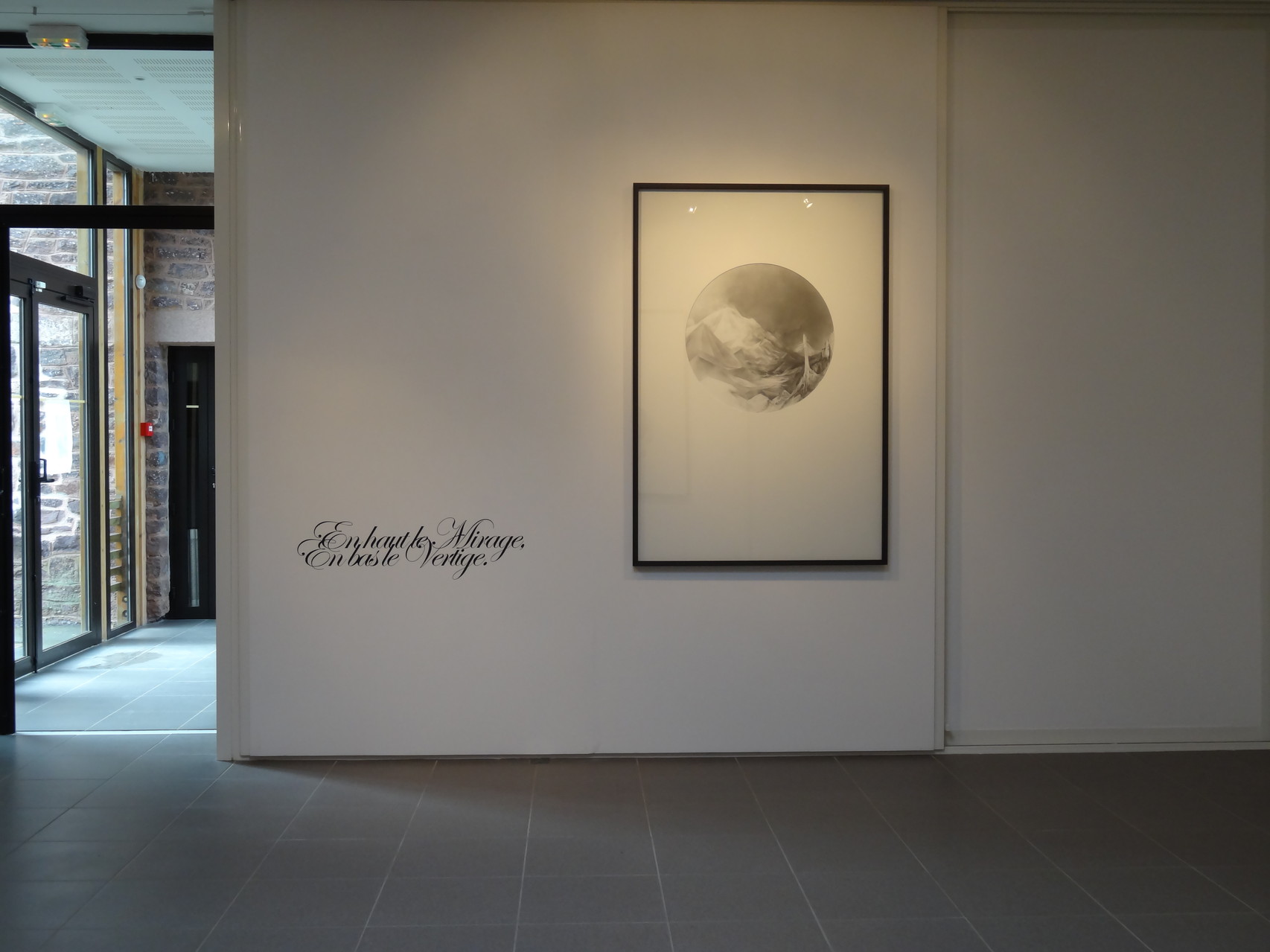 Vues de l'exposition Angélique Lecaille, After Dawn, 2014.